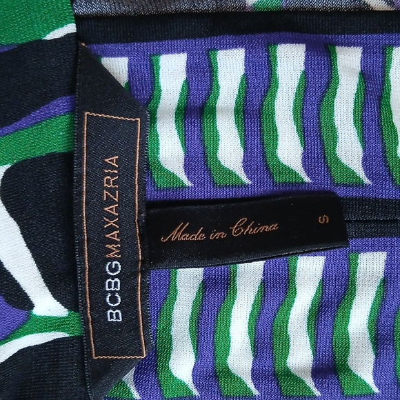 Women's Vibrant Geometric Print V-Neck Dress By BCBGMAXAZRIA. Size S - Picture 14 of 17